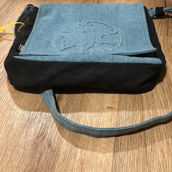 Hunting World denim crossbody messenger - Picture 4 of 6